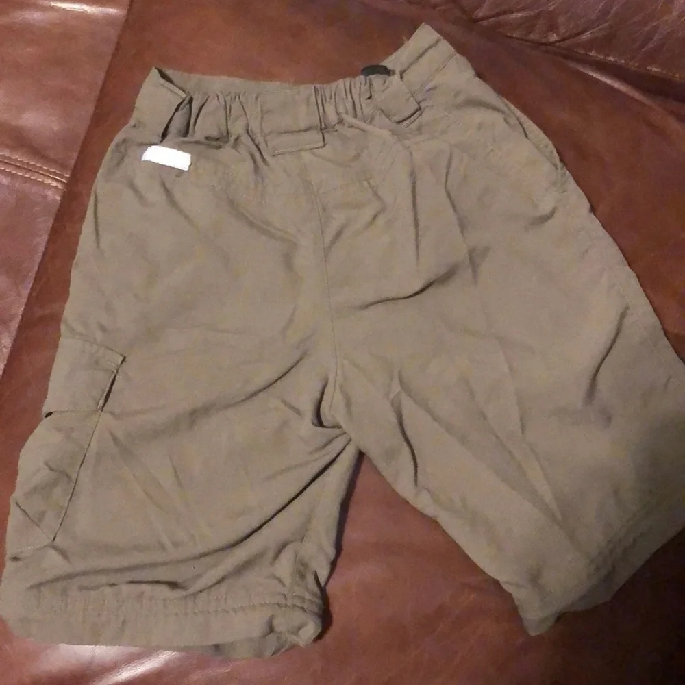 Columbia hiking shorts